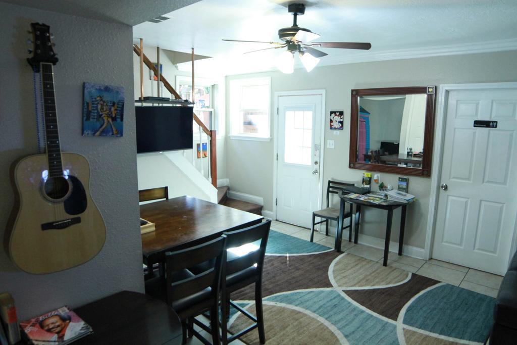 The Garden District House Hostel New Orleans